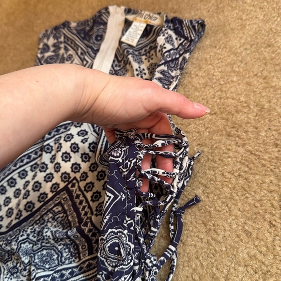 Pattern Romper - Size Large - Picture 12 of 12